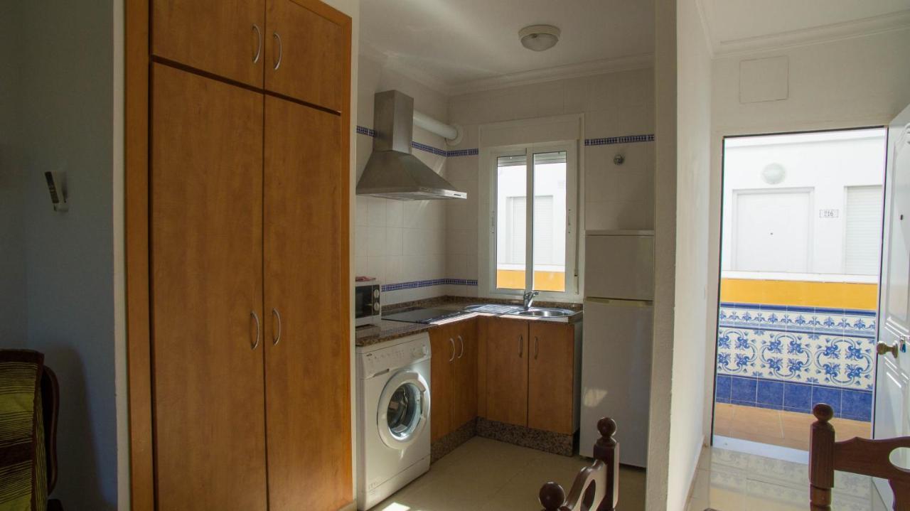 Apartamentos Conil Alquila 콘일데라프론테라 외부 사진